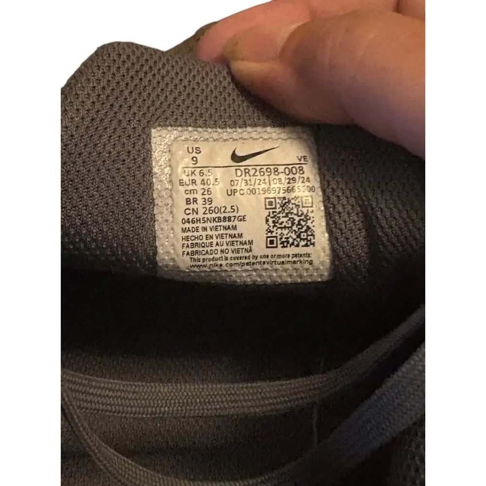 Nike Flywire Swift 3 Gray Black Size 9 Read
